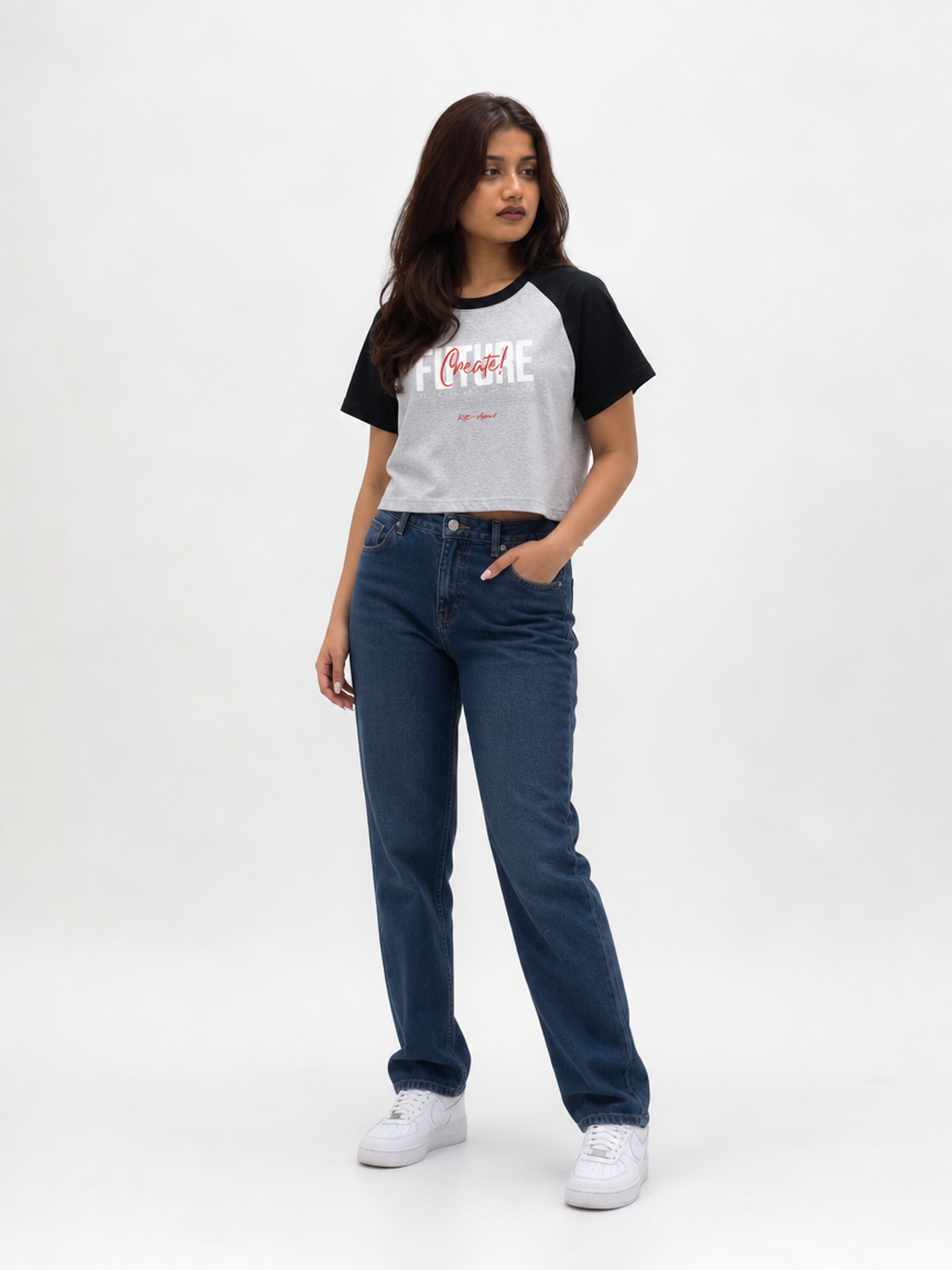 Color-Blocked Raglan Sleeve Crop Top